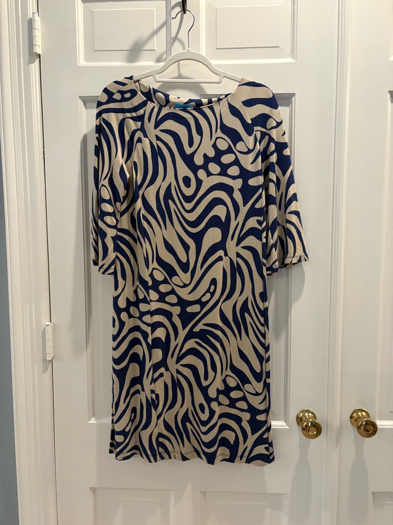 J. Mclaughlin Navy And Beige Abstract Shift Dress